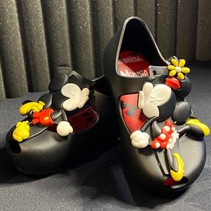 Mini Melissa Mickey & Minnie Mouse Toddler Size 5